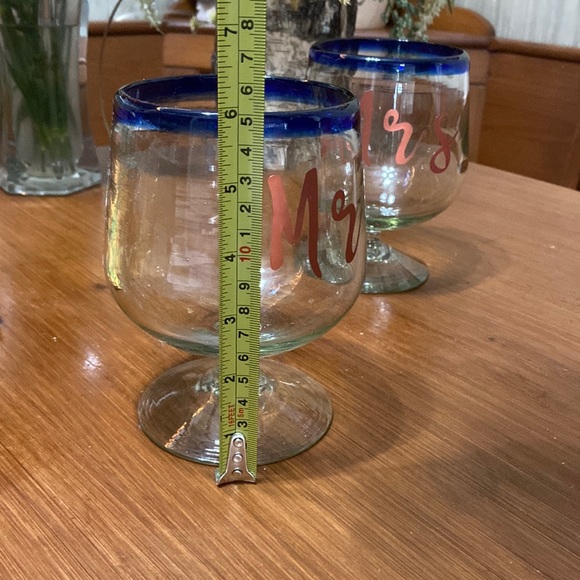 Mr.& Mrs. Brandy glasses & Stainless steel Mr. and Mrs. shakers. - Picture 8 of 9